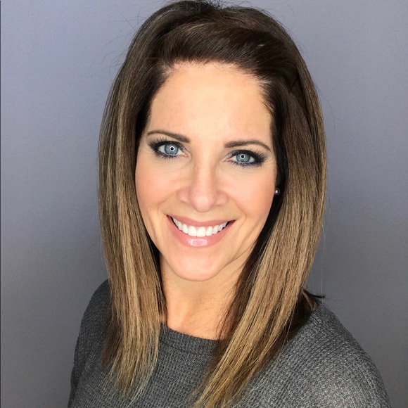 Meet your posher - Picture 2 of 6